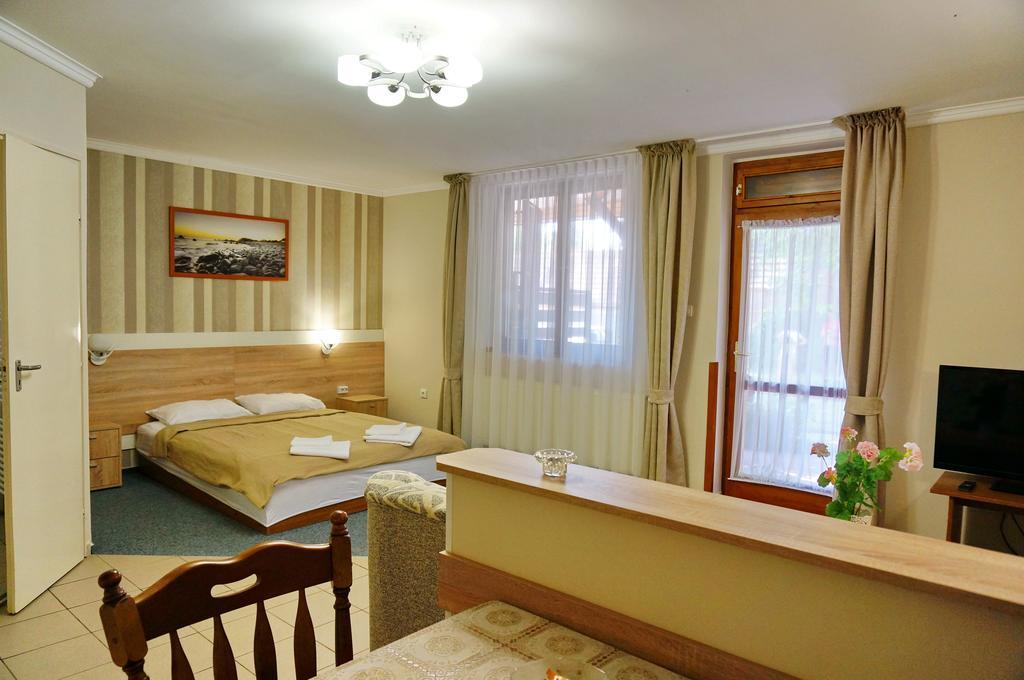 Aurora Haz Apartment Zalakaros Bagian luar foto